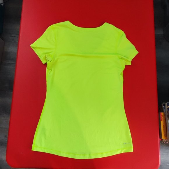 Nike Pro dri-fit athletic shirt neon green women's size M - Picture 3 of 7